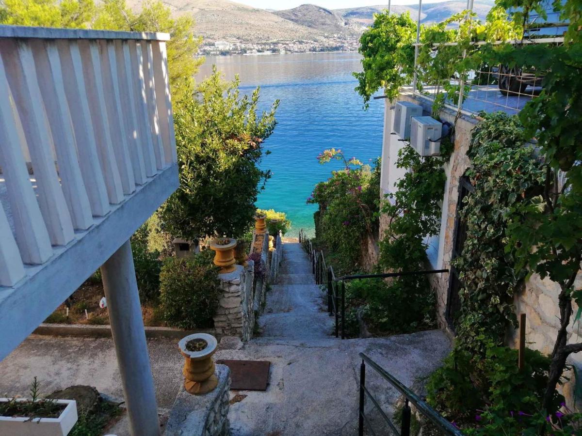 Appartement 1 Bedroom Amazing In Trogir